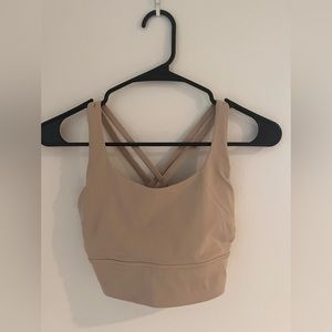 LuLulemon sports bra size 4